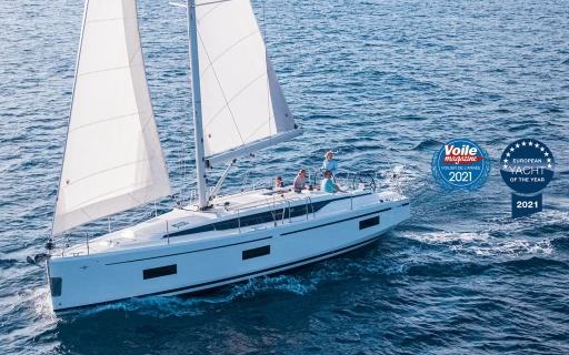 Voilier Bavaria C42-2022<br>3 cabines / 3 personnes