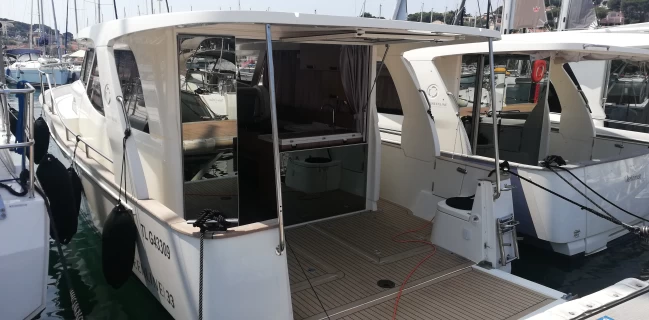 Trawler Greenline 33 - 2020<br>1 cabine / 4 personnes