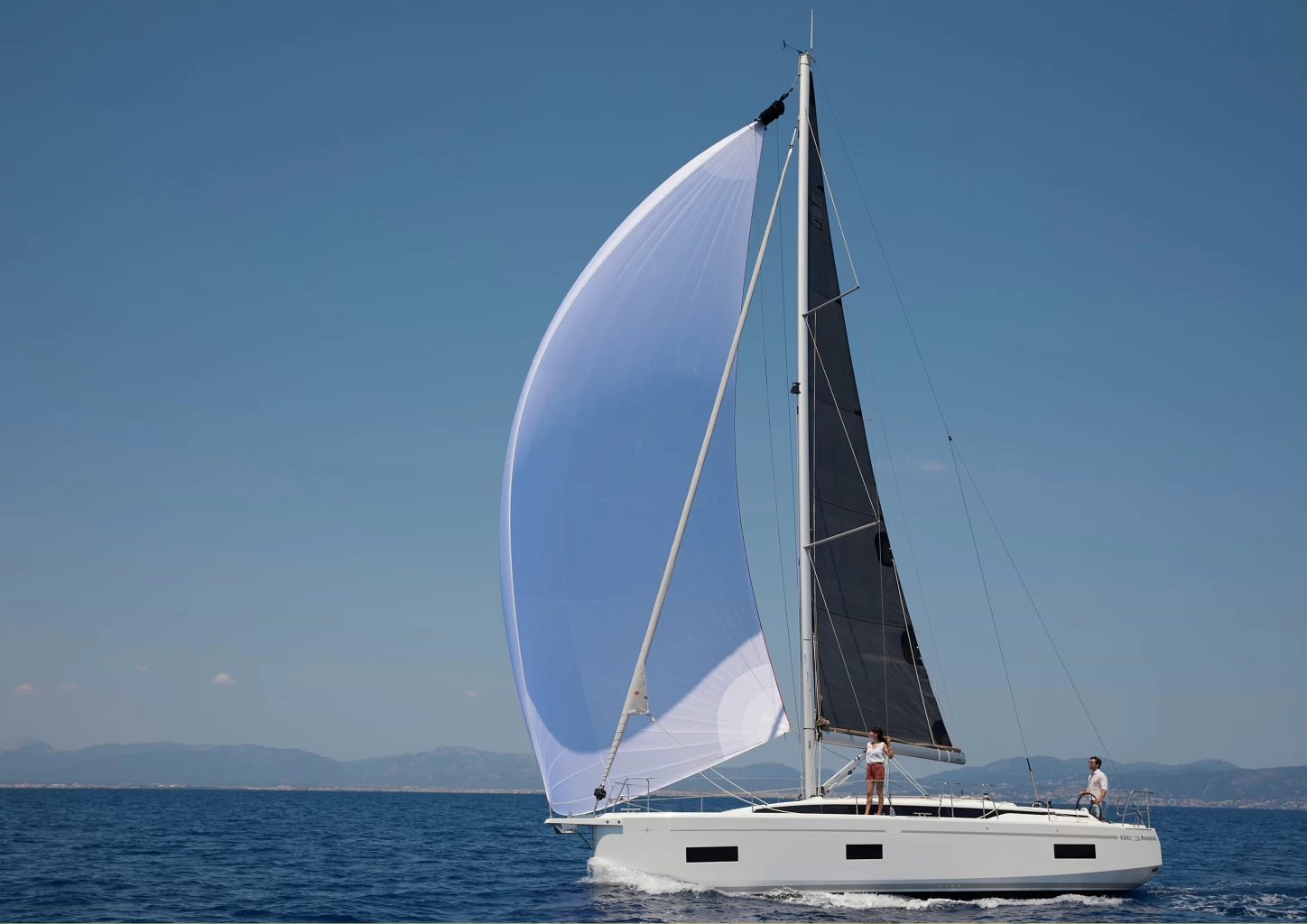 LOCATION DE BATEAU EN LONGUE DURÉE: 