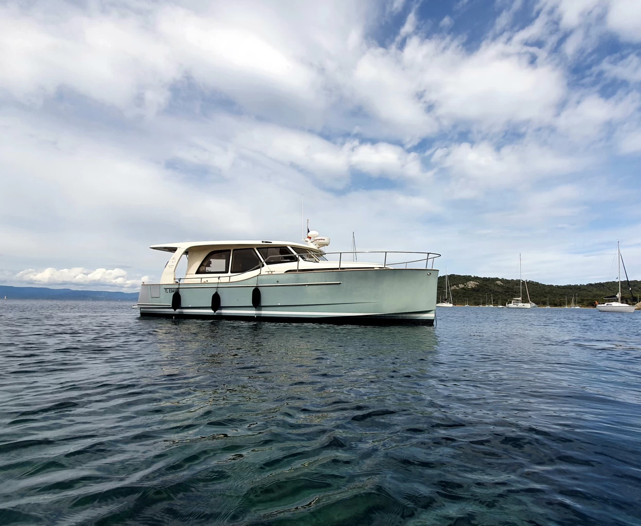 LOCATION TRAWLER - GREENLINE 33 - Var<br>