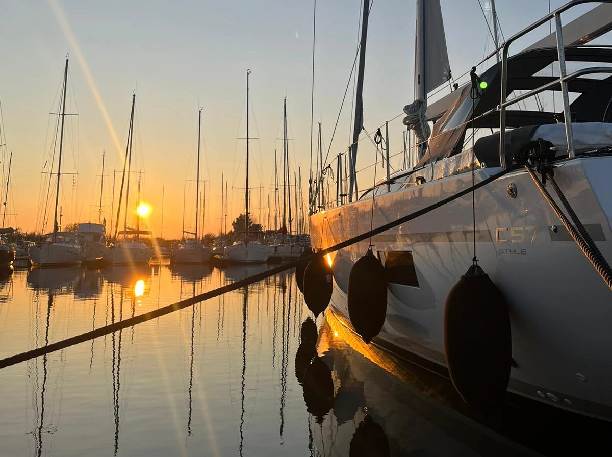 LOCATION VOILIER - BAVARIA C57 - Var<br>