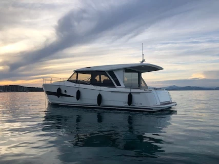 Trawler Greenline 39 - 2022<br>2 cabines / 6 personnes